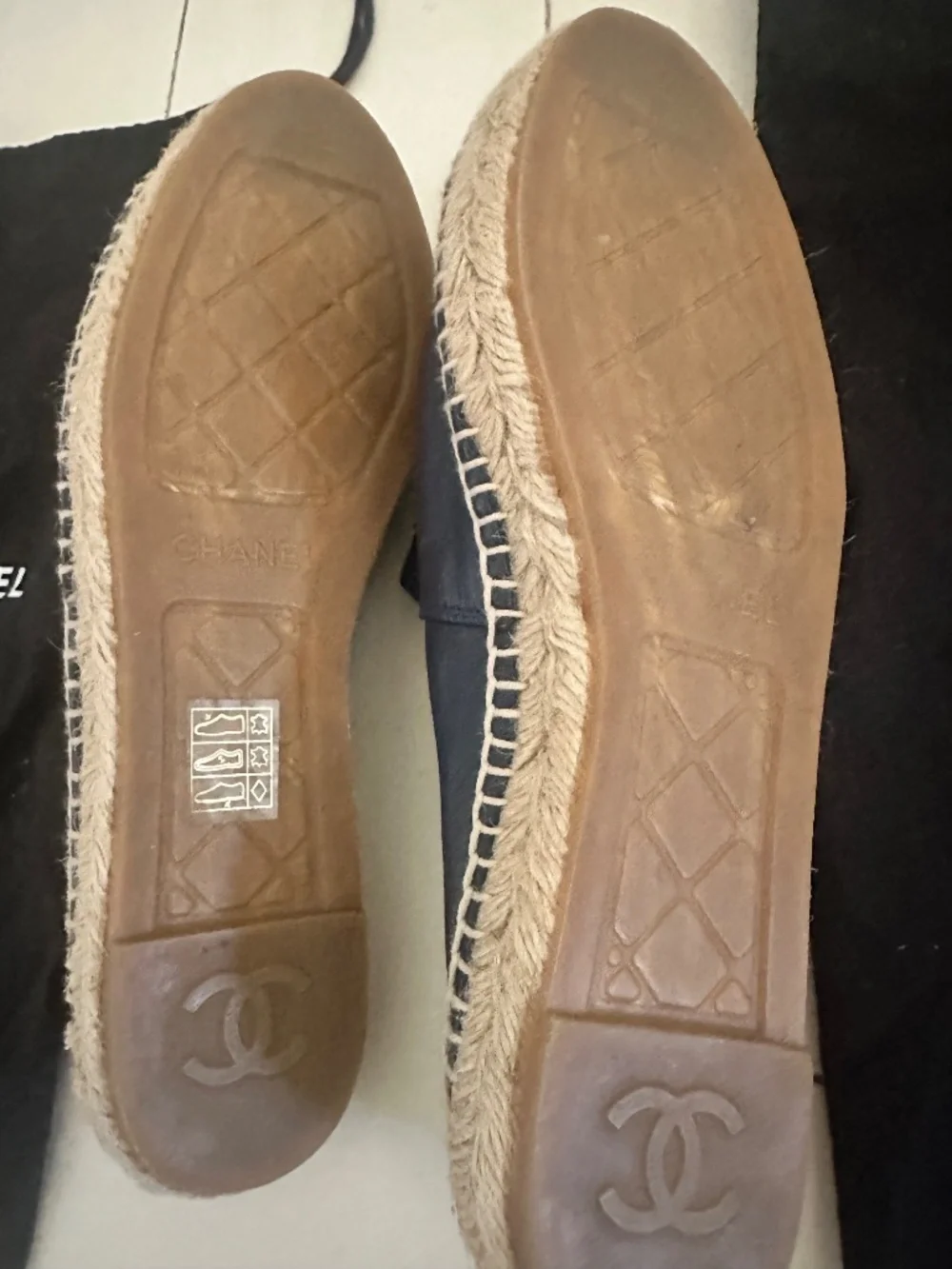 New CHANEL espadrille flat size 39